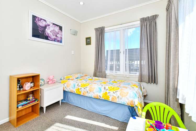 21 Clark Road Pahurehure_9