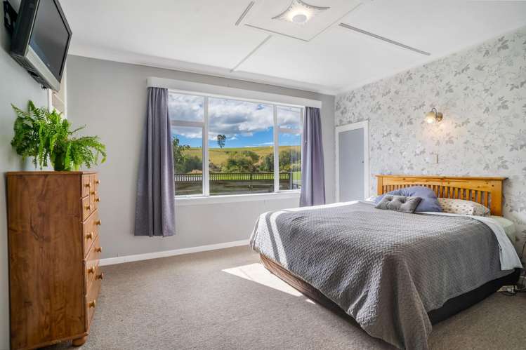 30 and 32 Level Street Dipton_11