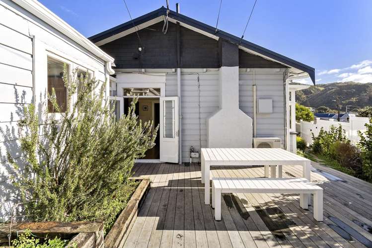 10 Brighton Street Island Bay_14