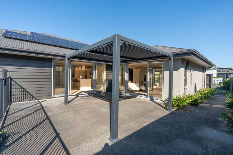 5 Camberley Way Huntington_10