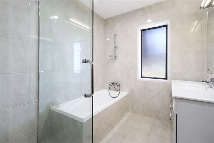 2 Tirohunga Drive Henderson_11