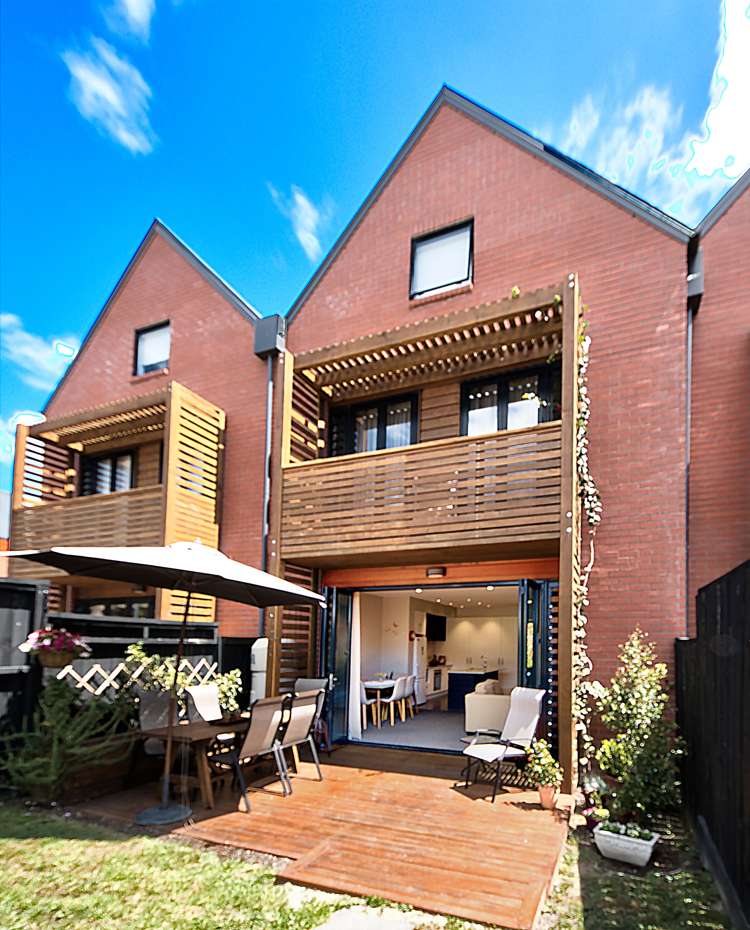 60 Squadron Drive Hobsonville_9