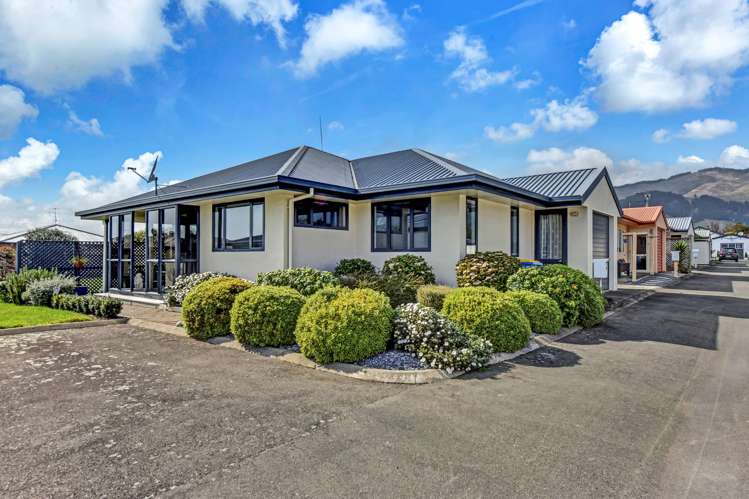 15 Hawthorn Way_0