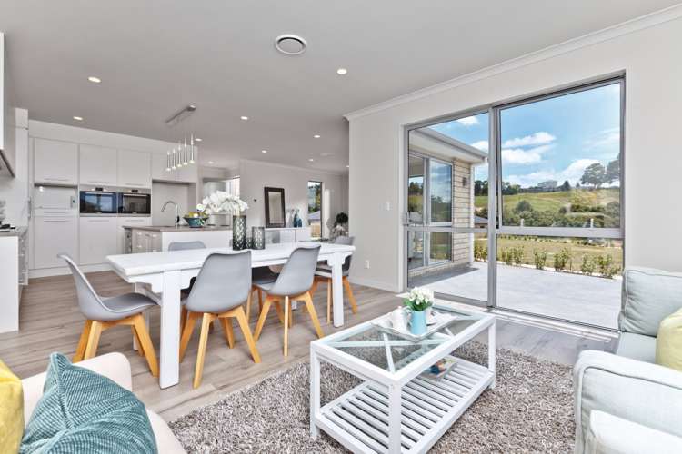 5 Pheasant Close Stanmore Bay_13