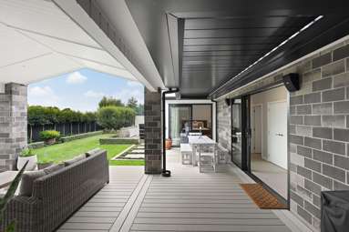 92 Hugo Shaw Drive_1