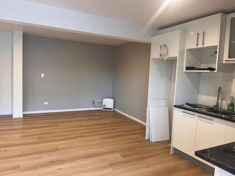 4/64 Chartwell Avenue Glenfield_3