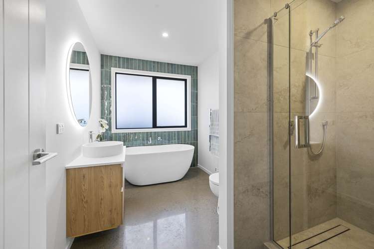 6 Burns Street Westown_14