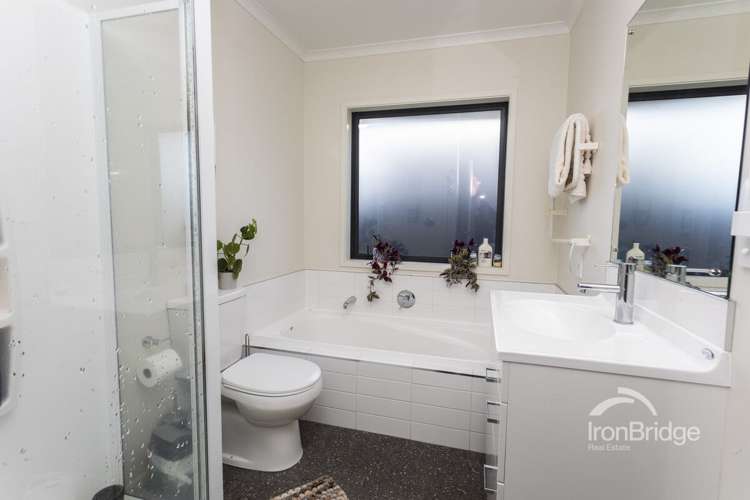 13 Ragley Way Rolleston_6