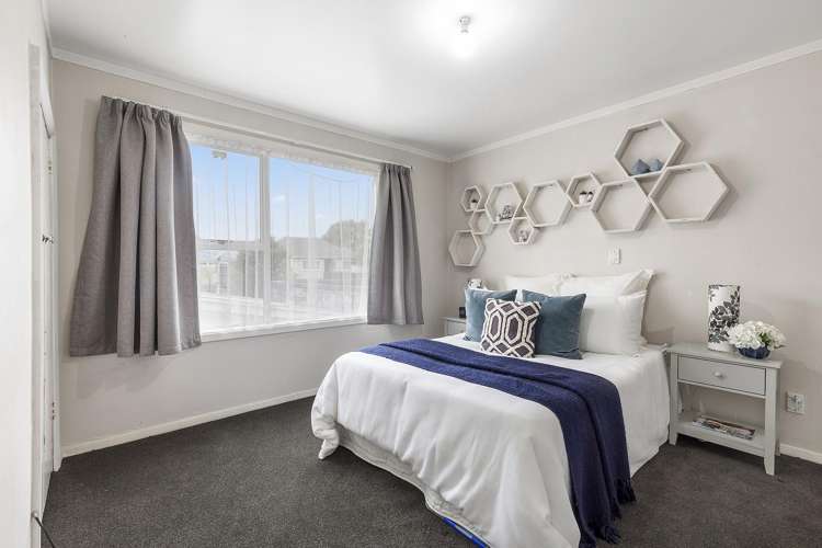 15 Victory Crescent Tawa_10