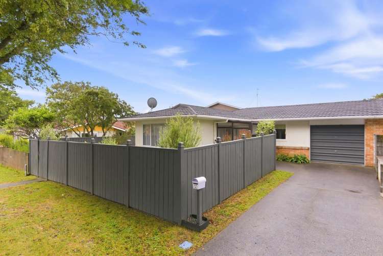 44 Tui Road West_1