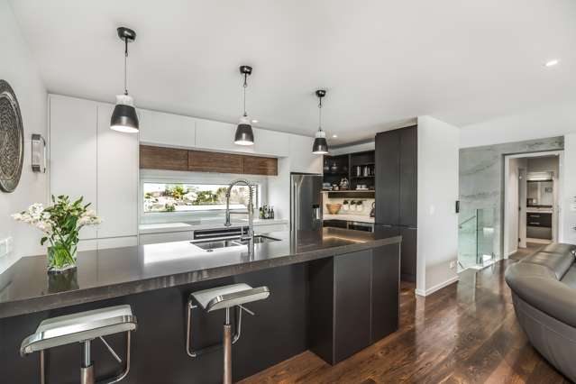 35 Ripon Crescent Meadowbank_2