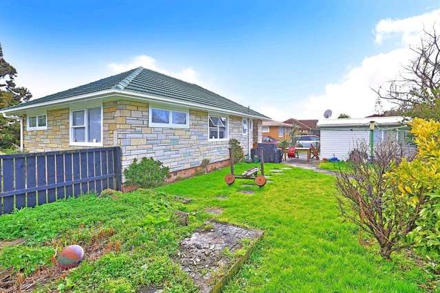 16 Clutha Crescent Clover Park_2