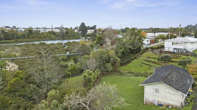 Address withheld Kelston_2