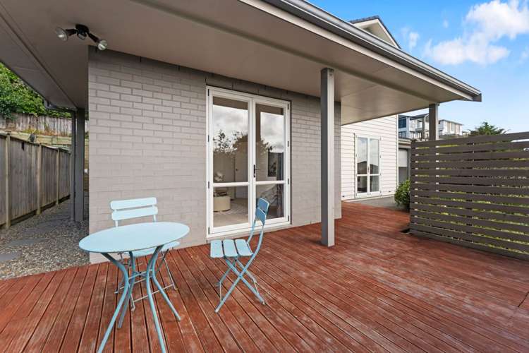 35 Mackay Drive Greenhithe_17