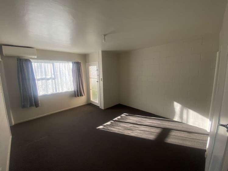 1/142 Firth Street 1074_1
