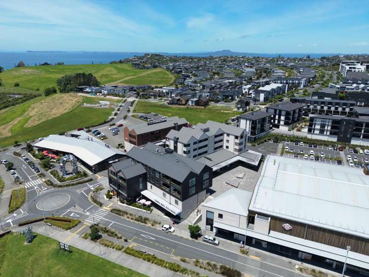 R2 Long Bay Village, Glenvar Ridge Long Bay_9