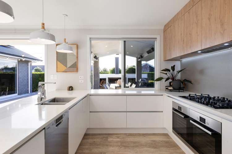 26 Mike Smith Drive Cambridge_15