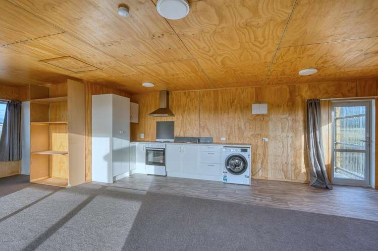 577 Blue Spur Road_4