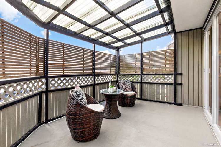 44 Penzance Road Mairangi Bay_13