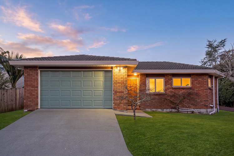 17A Tirimoana Road_0