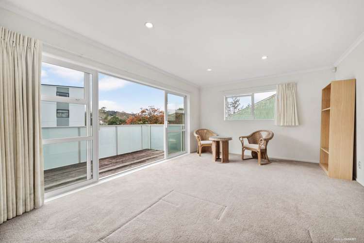 1e Bollard Avenue Mount Albert_5