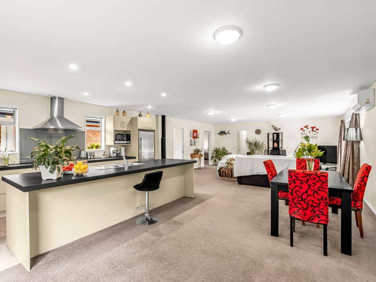 10 Russell Street Darfield_9