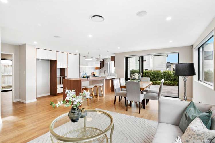 44 Kokowai Parade Hobsonville_16