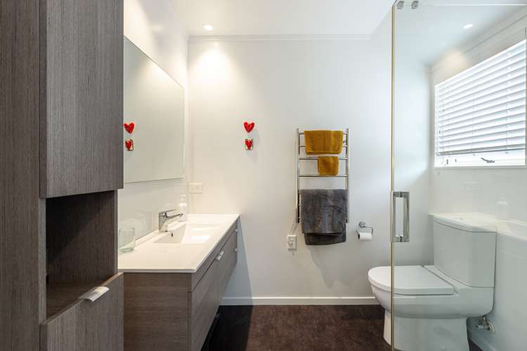 11 Warren Avenue Three Kings_18