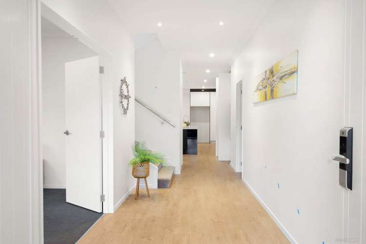 7 Cooladawson Drive Flat Bush_8