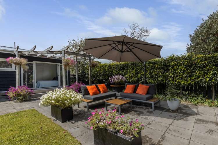 6 Leybourne Avenue Waikanae_13