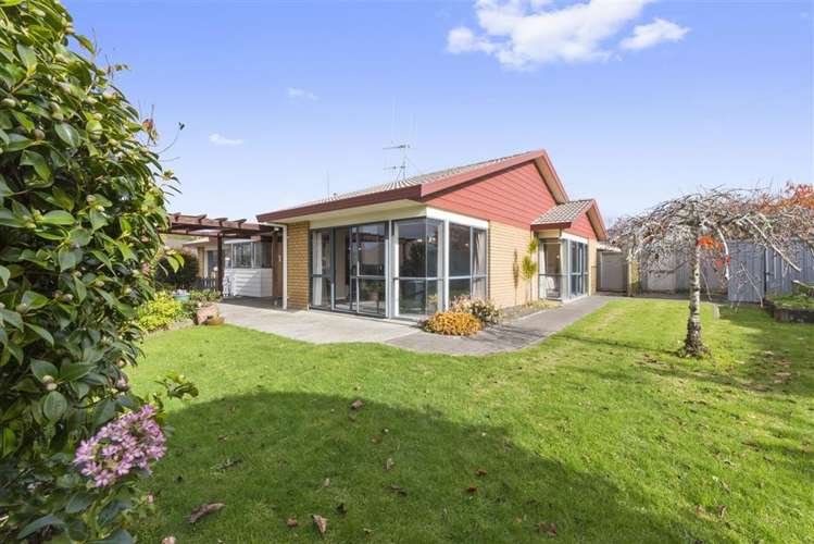 17 Bayfair Drive_0