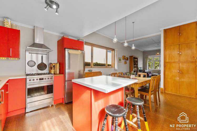 18 Royston Street North East Valley_6