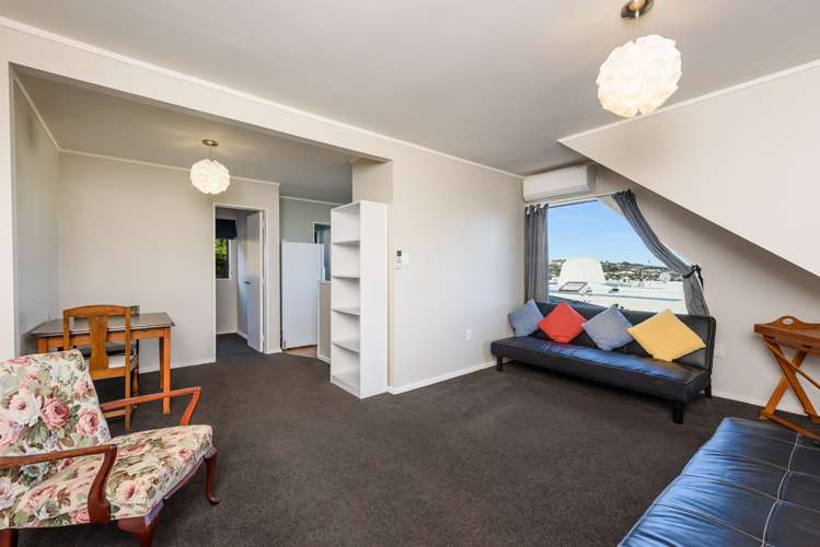 8 Rangitane Street Maupuia_11