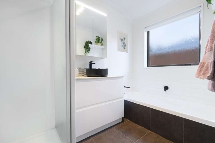 18 Rosella Drive Welcome Bay_15