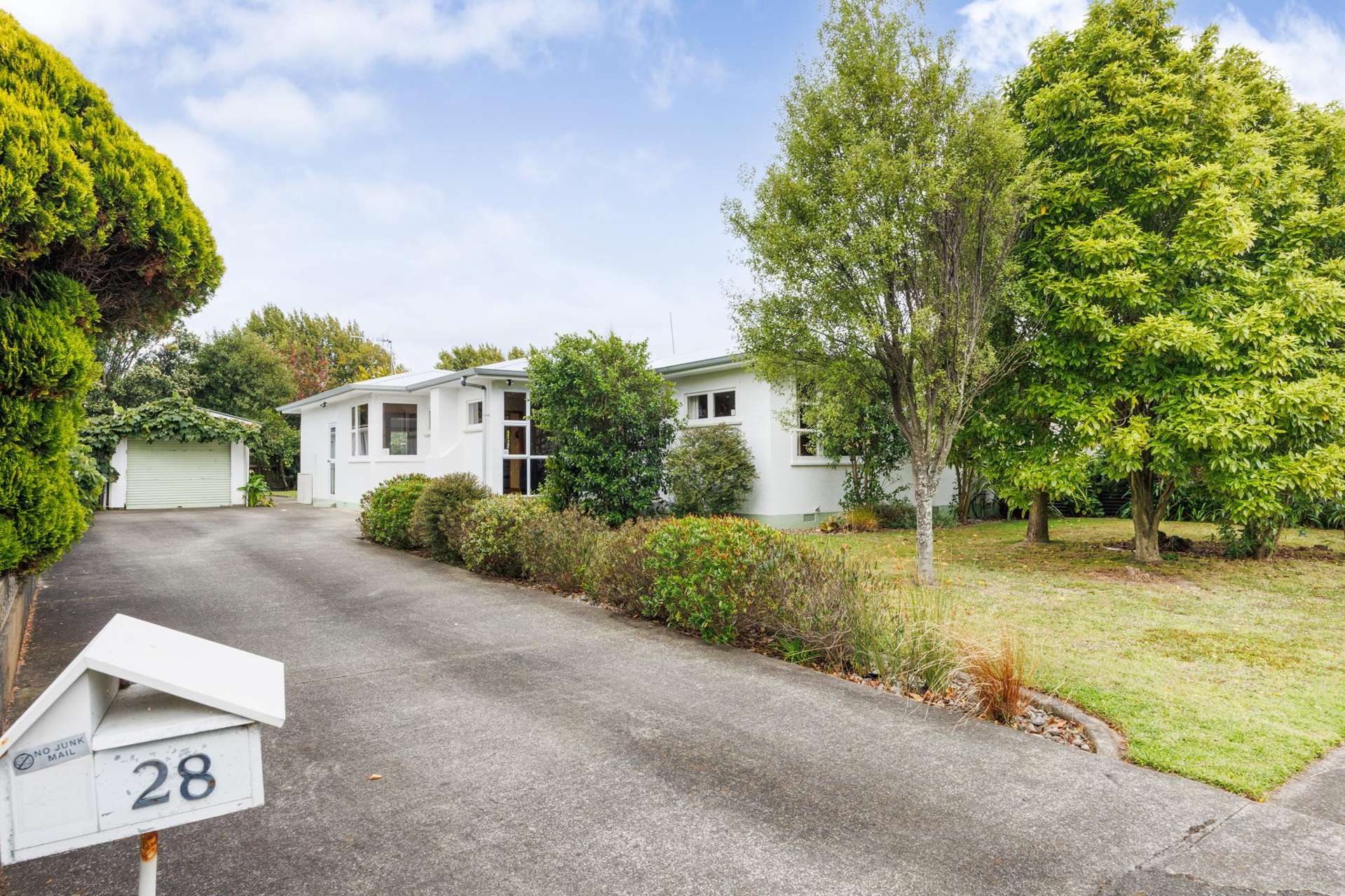 28 Henare Street West End_0