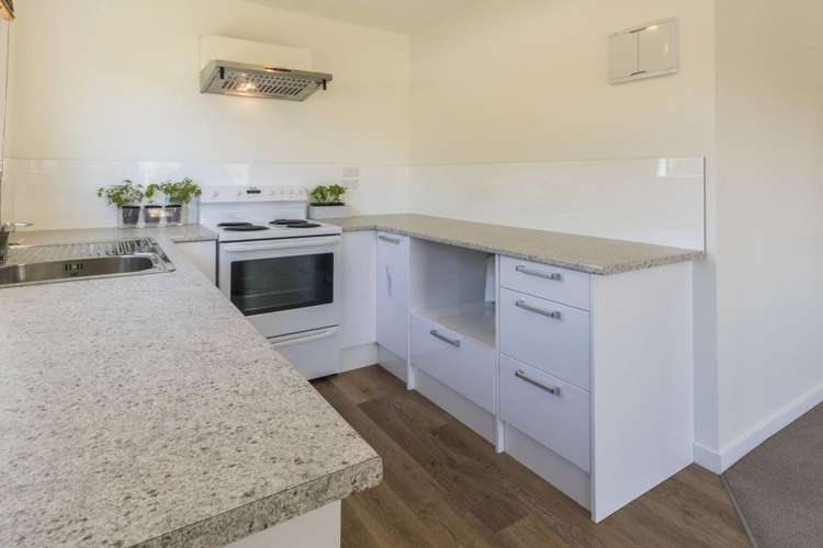 8 Sherwin Avenue Albert Town_5