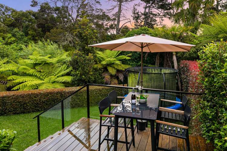 33 Outlook Road Greenhithe_18