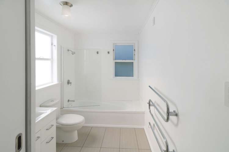 12 Owhiti Street Titahi Bay_5