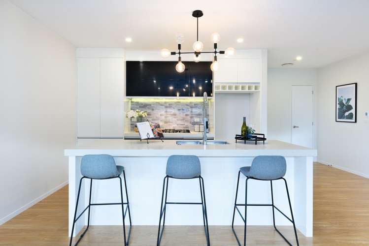 13 Turpin Road Riverhead_20