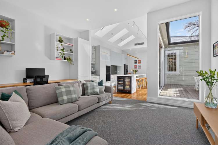 42 Bolton Street Petone_16