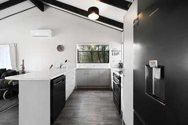 68 Garland Drive_4