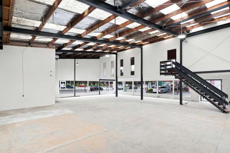 390 Lincoln Road Addington_5