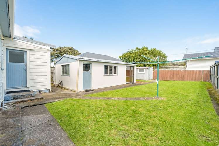 37 Plunket Avenue Petone_19