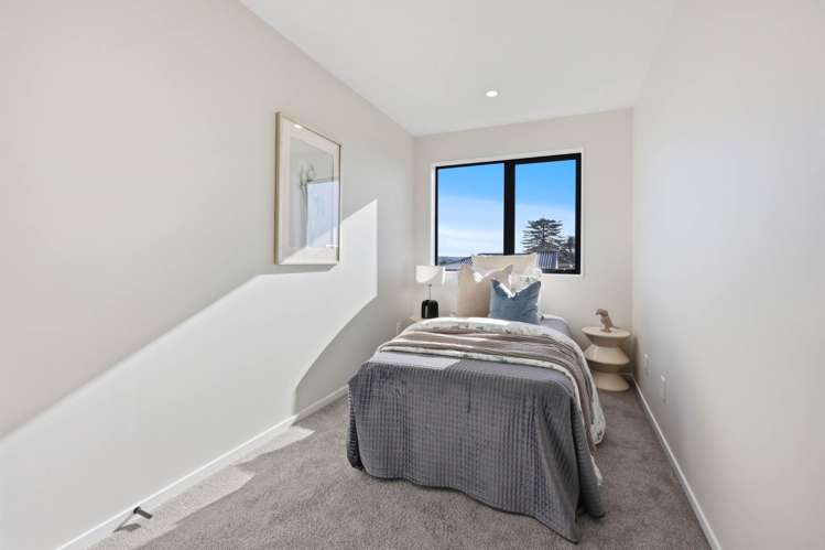 18 Richardson Road Mt Albert_32