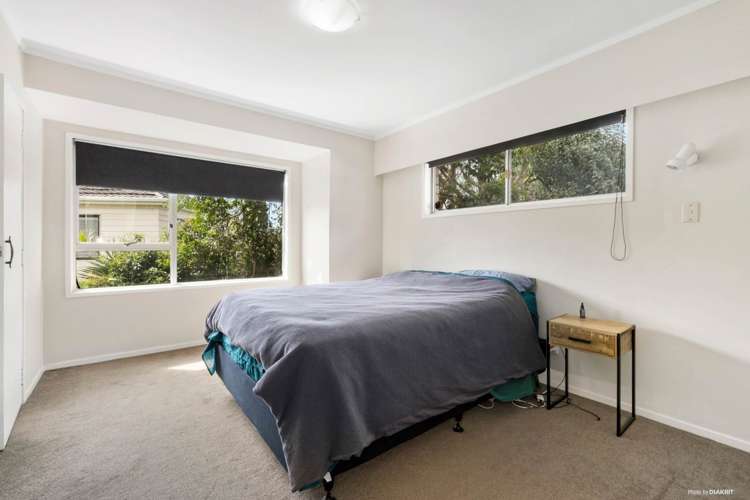 2/27 Parkhill Road Mellons Bay_5