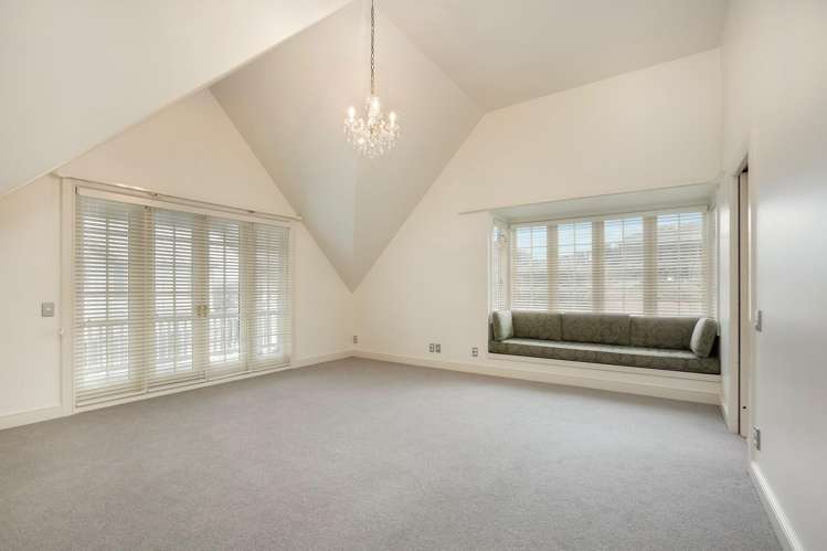 6 Cheviot Road Lowry Bay_18