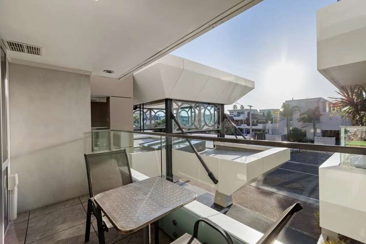210/36 Victoria Road Mt Maunganui_10