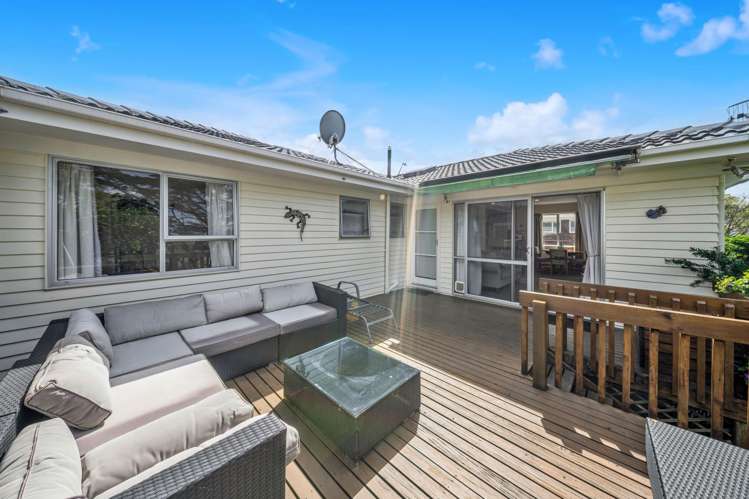 60 Priestley Drive Bucklands Beach_16