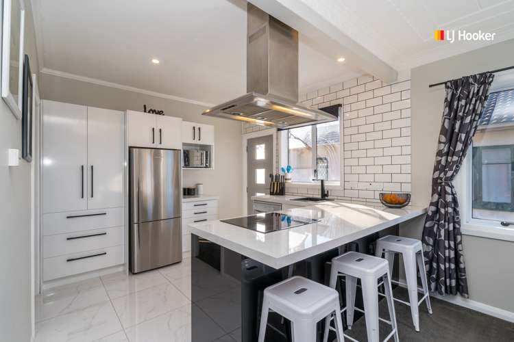 37 Nottingham Crescent Calton Hill_8