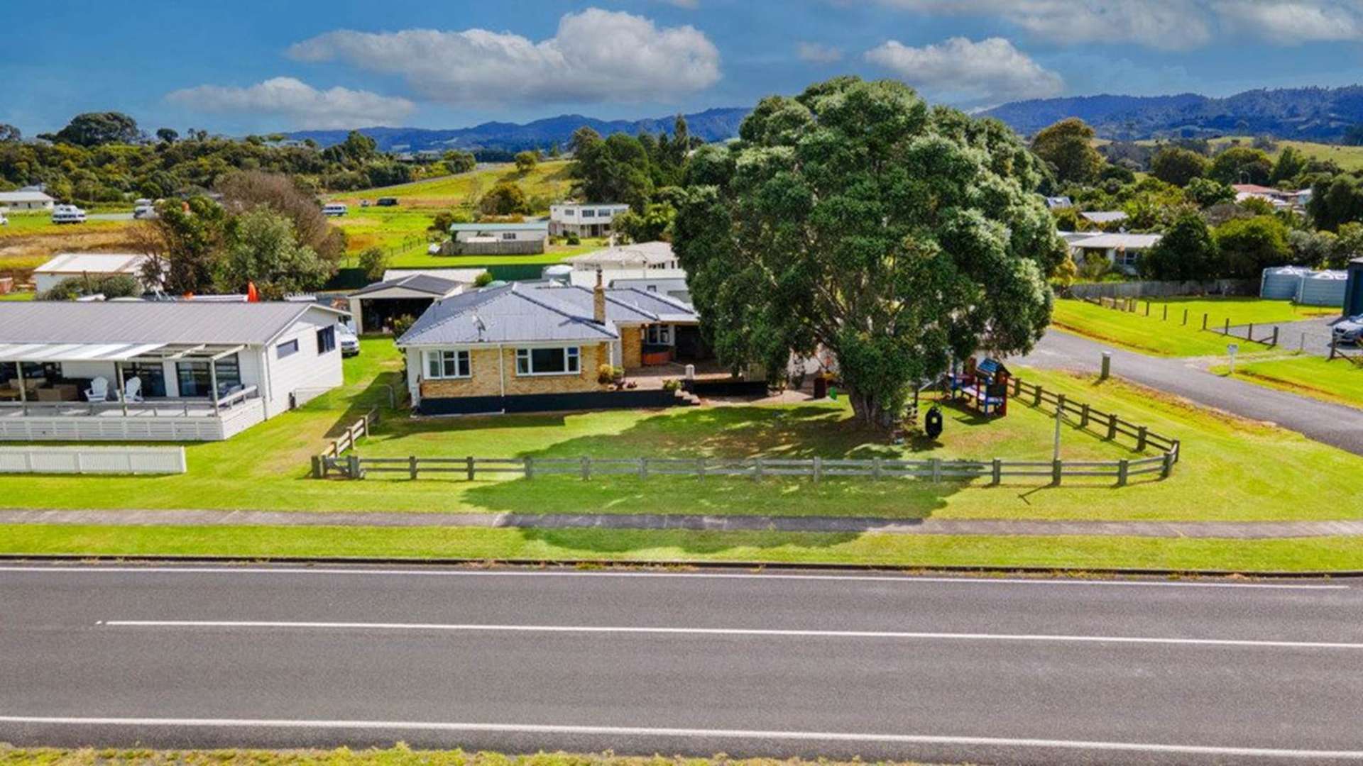 3 Pohutukawa Avenue Kaiaua_0